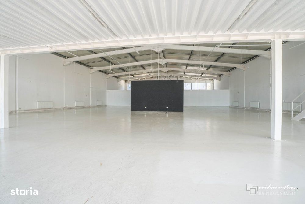 Spatiu comercial cu parcari