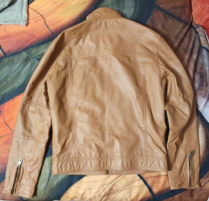 Geacă piele naturală Esprit, măsura M, nouă