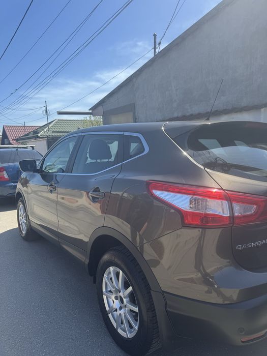 Nissan Qashqai 1.2 benzină , 2015, EURO 6