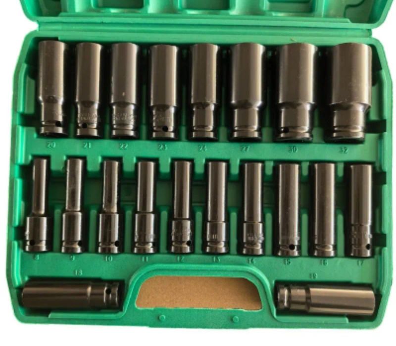 Trusă chei tubulare