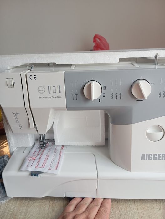 Шевна Машина Нова изкаран само за Снимка цена 100€