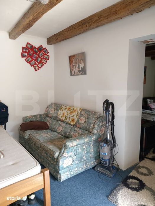 Casa complet renovata, 3 camere, teren 3800 mp – comuna Parau