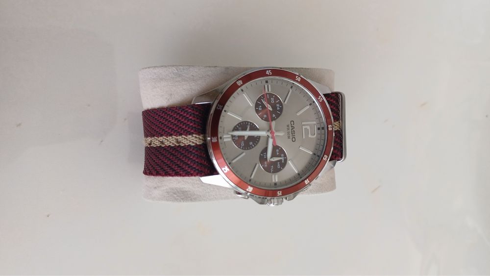 Часы мужские наручные