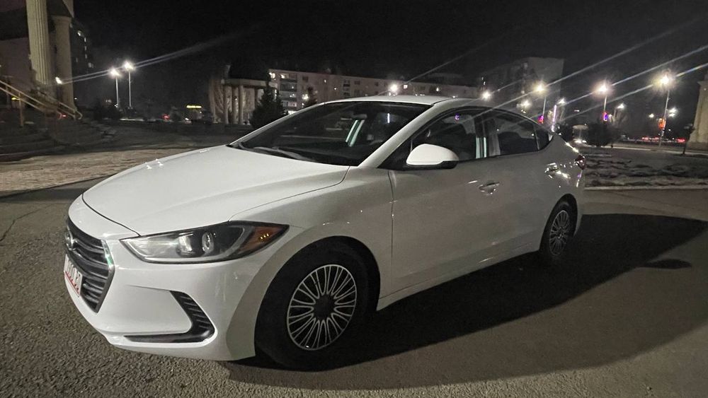 Hyundai Elantra 2018 года