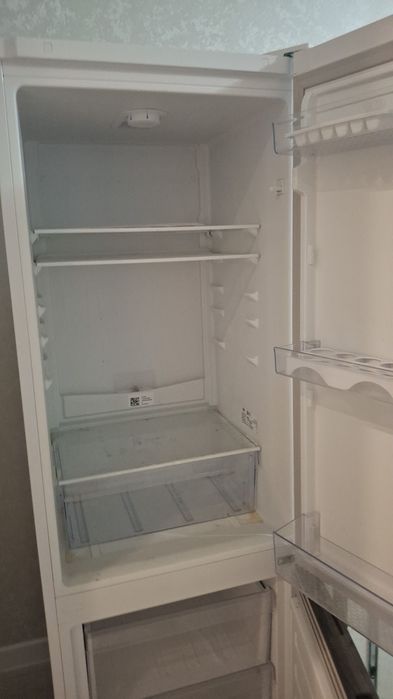 Продам холодильник  бу