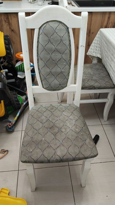 Продам стол со стульями 15 тысяч