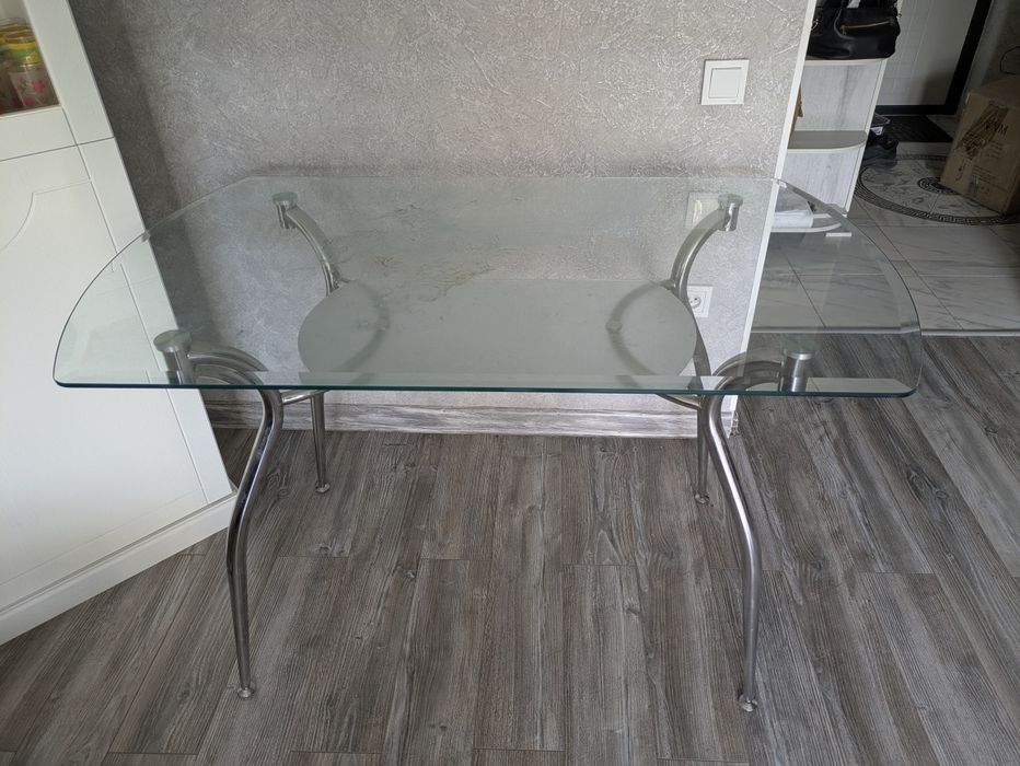 Стол стеклянный б/у