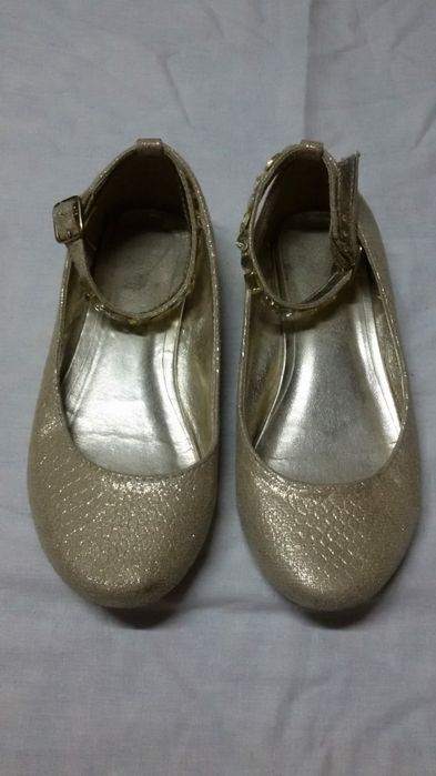 Обувь для девочки