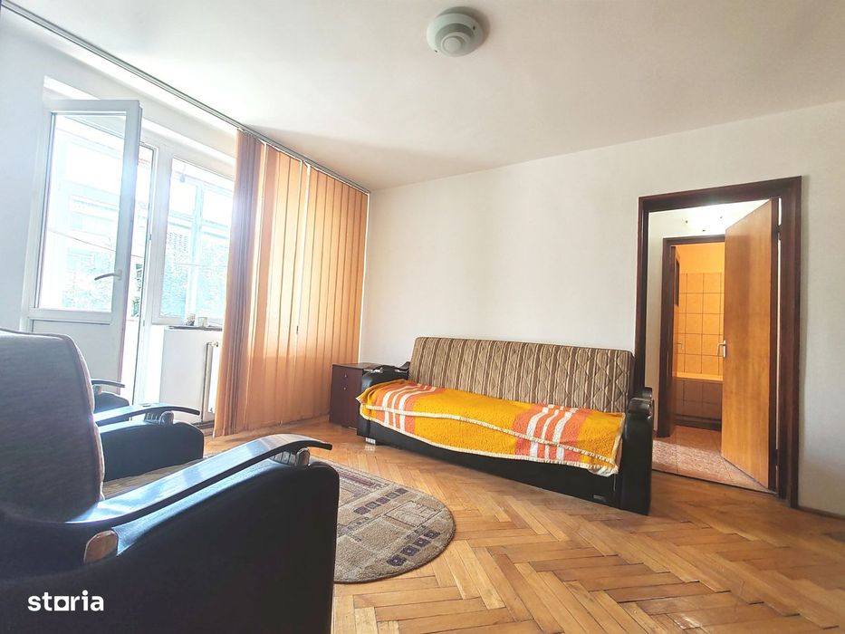Apartament 2 camere Craiovei, etaj 2/4, confort 1, centrala termică