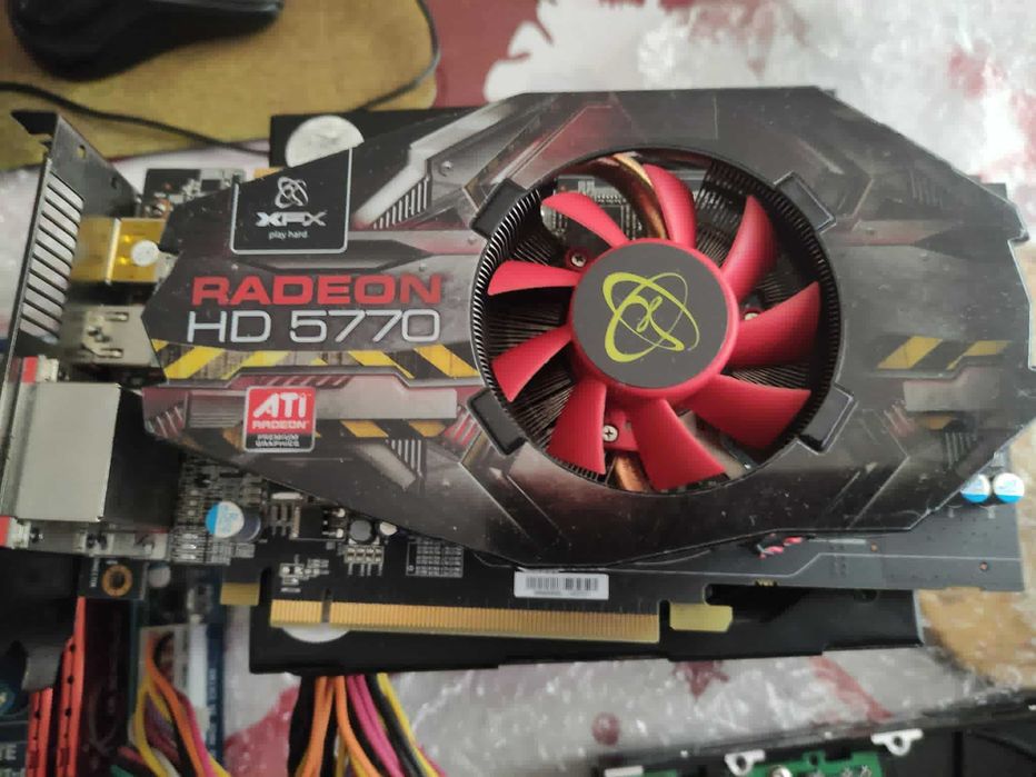 XFX hd 5770 , direct x 11, stare perfecta