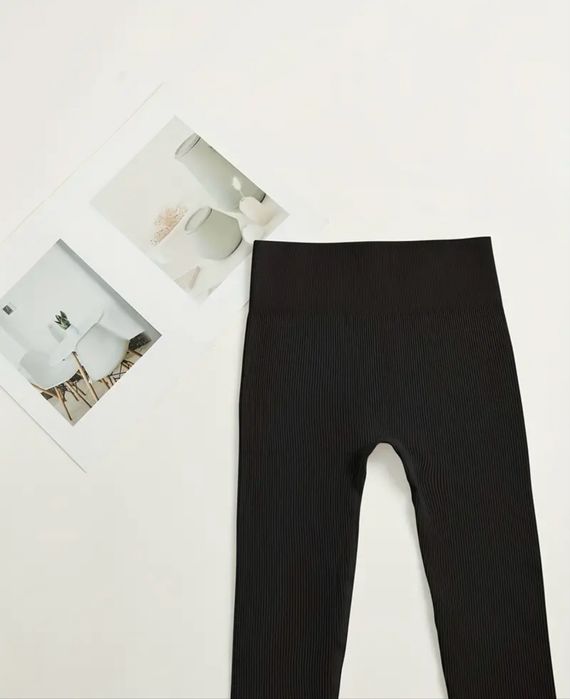 Леггинсы в рубчик