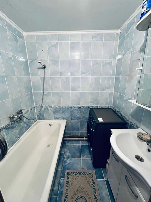 Продам двухкомнатную центр СРОЧНО