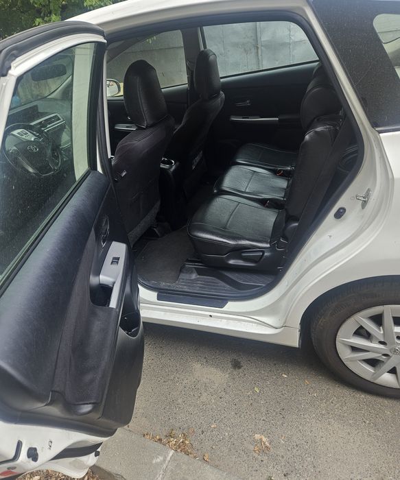 URGENT Toyota Prius Plus cu GPL