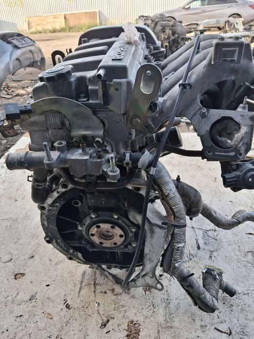 Двигатель на Мазда Кронс