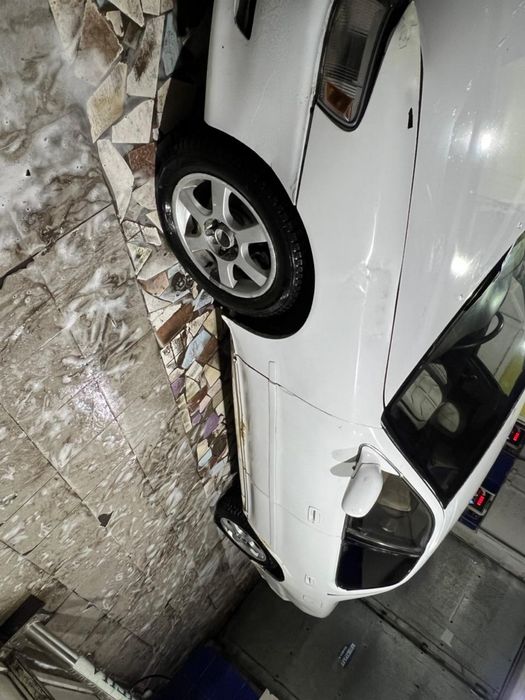 Bmw e34  520 Simes   Toyota cresta