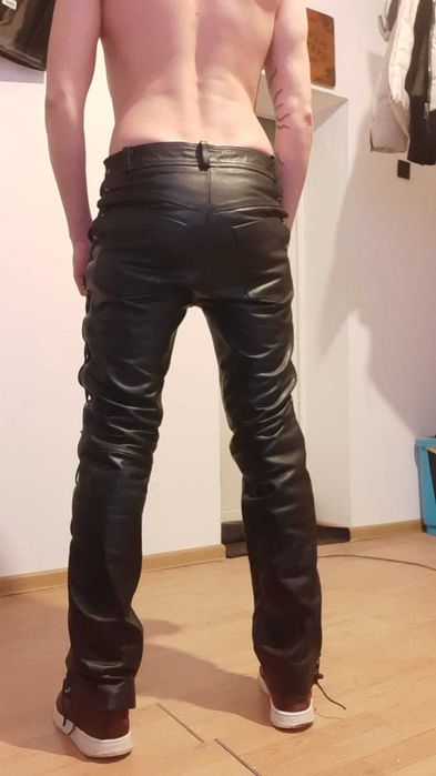Pantaloni din piele barbatesti marimea 34
