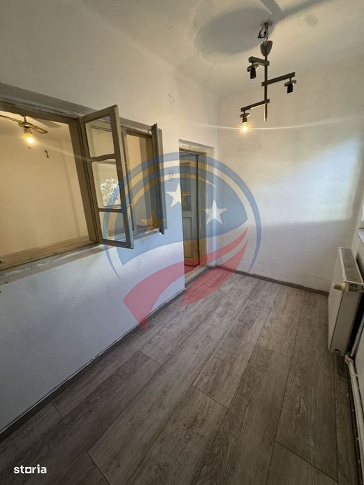 Casă zona Brestei, strada Fulger- la 5 min de centru