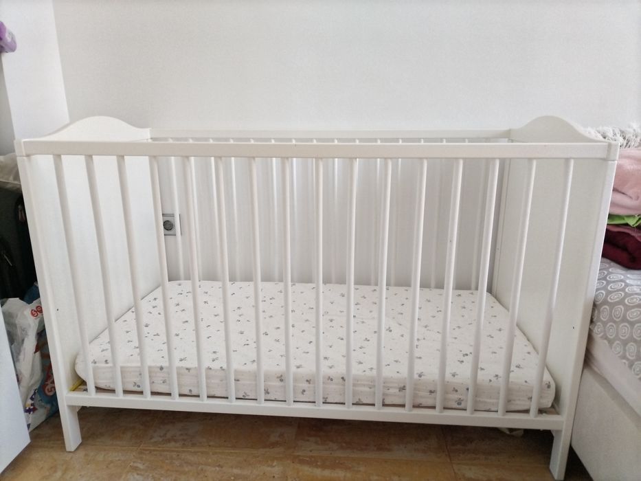 Бебешка кошара ИКЕА, бебешко легло с матрак