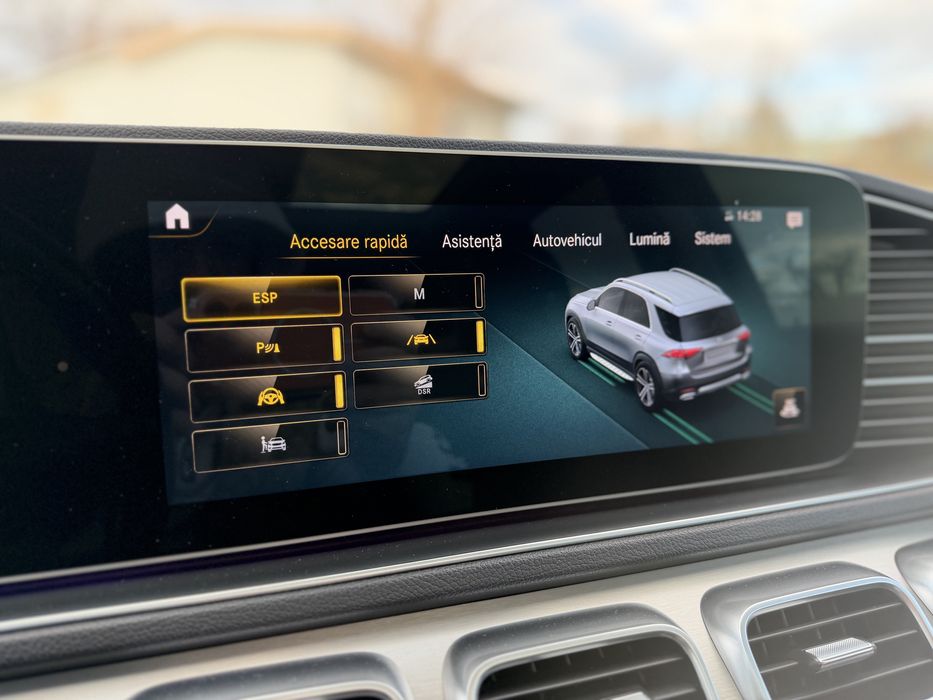 Mercedes Benz GLE 350d 2021 272cp AMG 7 Locuri/Panorama/AirMatic/ACC+