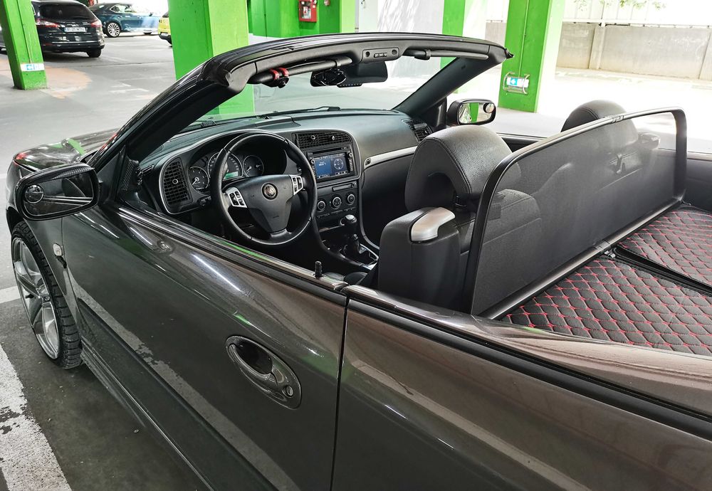 Saab 9.3 Vector Kabrio-Limousine, editie speciala