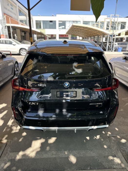 Bmw ix1 25l  2025
