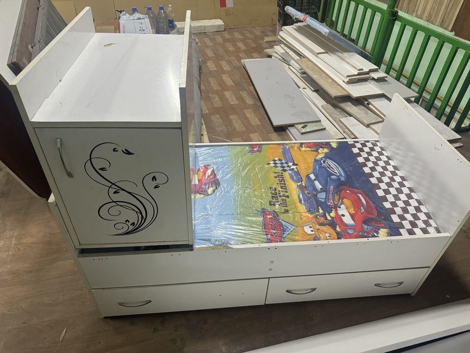 Продается кровать десткая