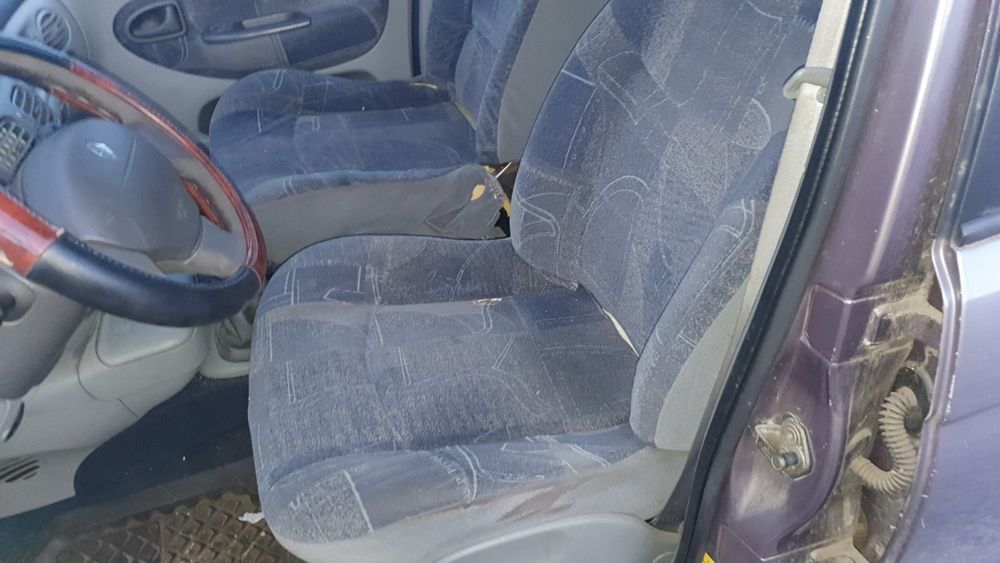 Рено сценик 1.9 на части