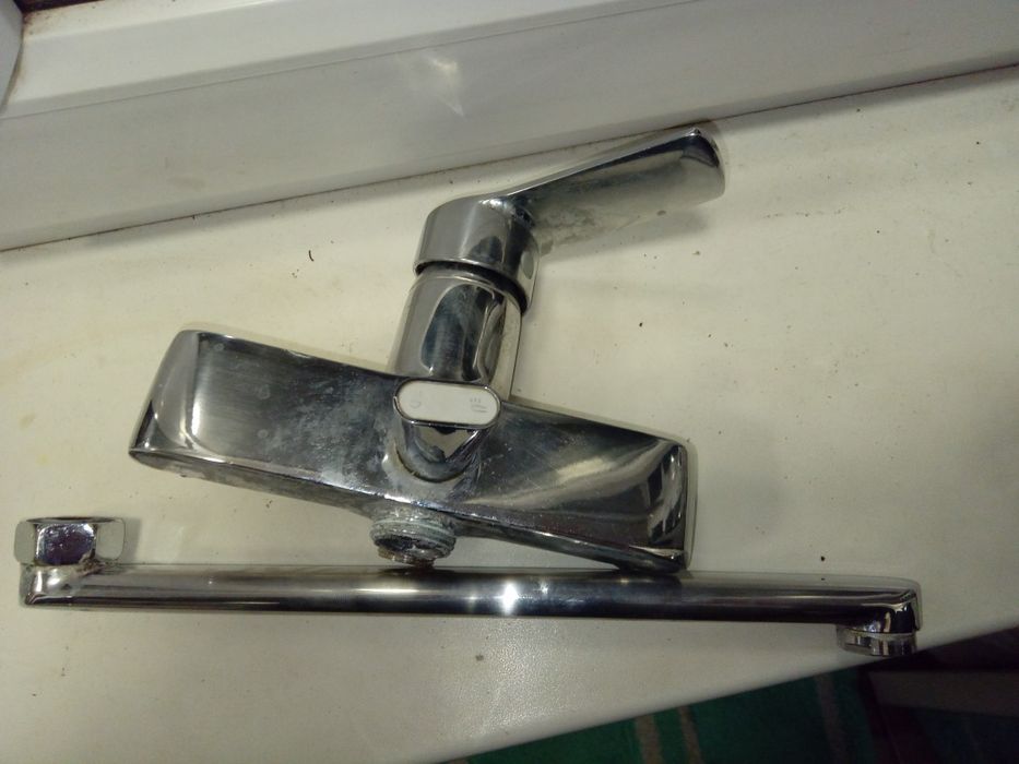 Продам смесители  б у