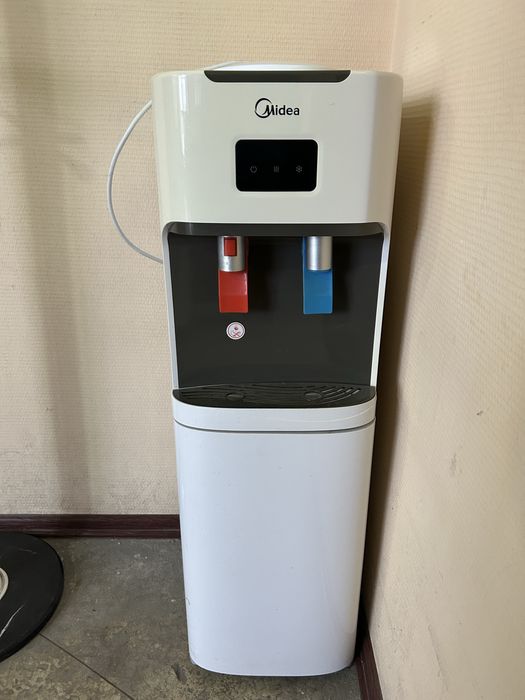 кулер напольный для воды