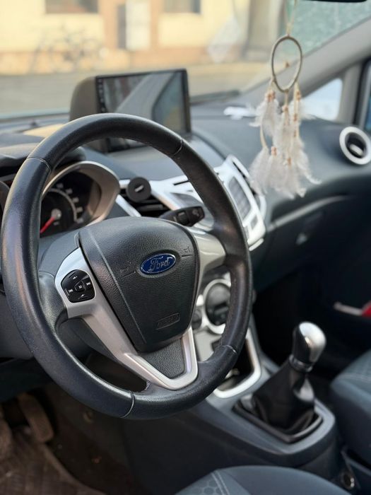 Ford fiesta primul proprietar 50000 km