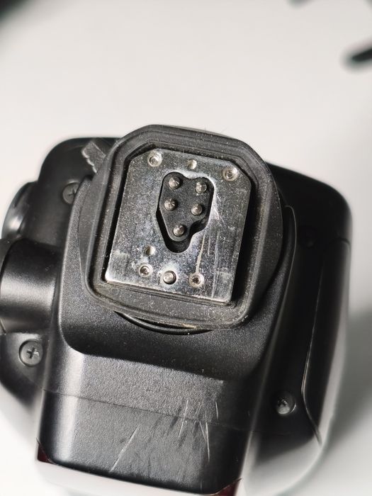 Вспышка Canon Speedlite 600EX-RT