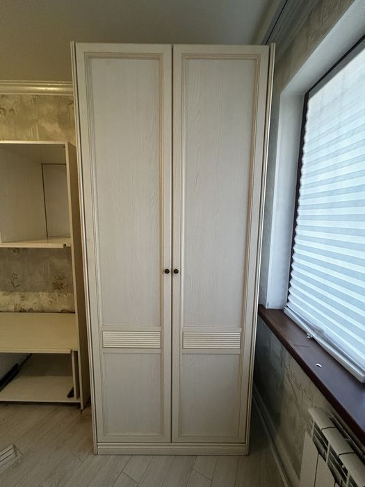 Плательный шкаф б/у