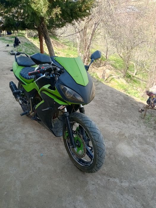 Matatsikl Honda yili 2012 holati zoʻr