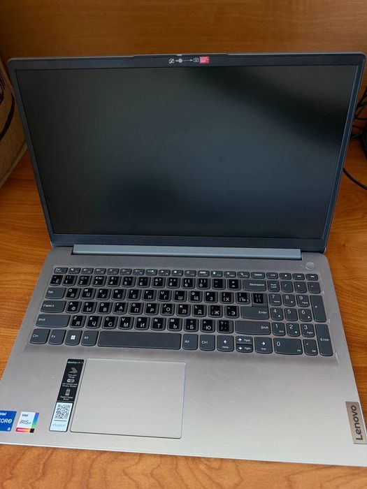 Lenovo IdeaPad 1 15IRU7