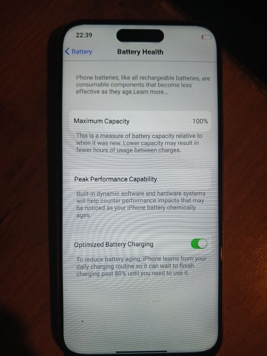 Vând 15 Pro Max display ul nu este original negociabil