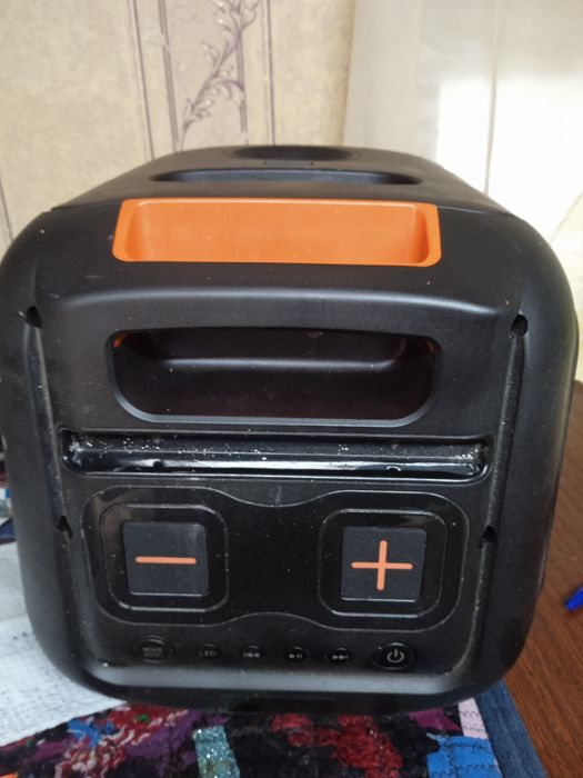 Музыкальная колонка