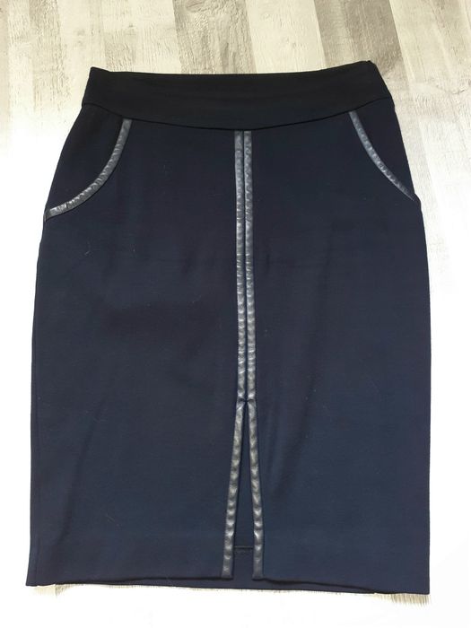 Fusta bleumarin Guess