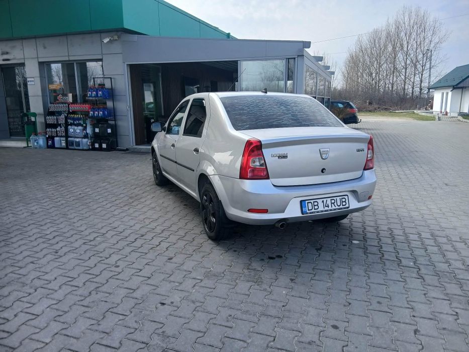 De vânzare, Dacia Logan