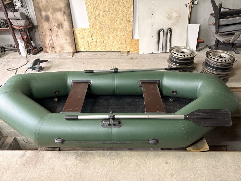 Лодка двухместная