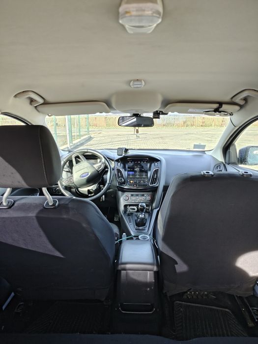 Ford Focus 2016 • 1.5 Diesel • Navi Tesla • Cameră • Ambreiaj nou