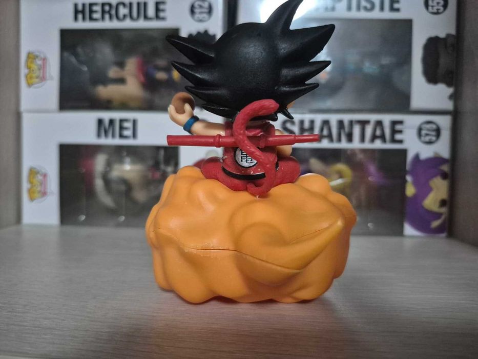 Figurina Anime Dragon Ball - Goku pe Nimbus