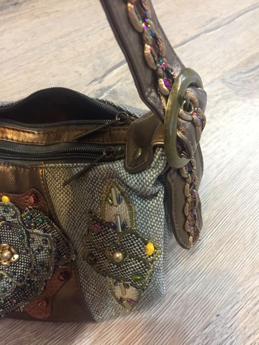 НОВА Дамска Хендмейд Handmade Чанта с мъниста