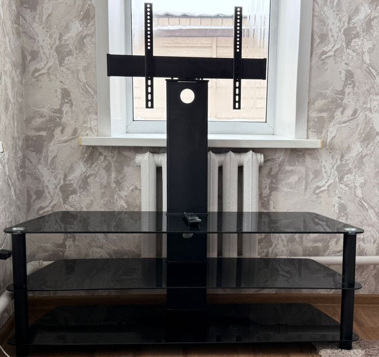 Тумба стеклянная