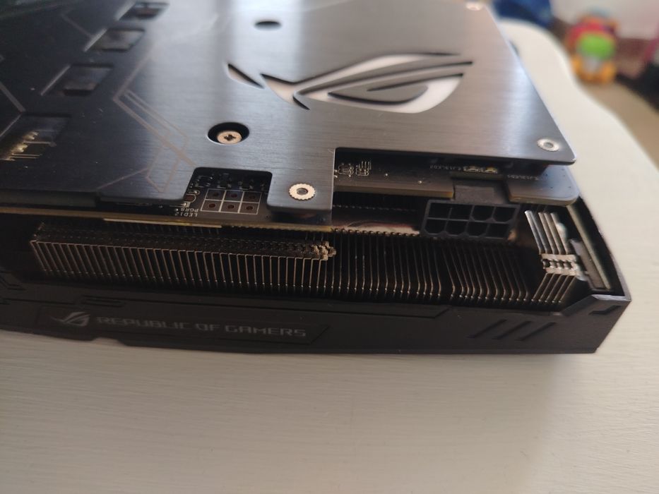 Vand Asus Gtx 1070 8 GB Ddr5