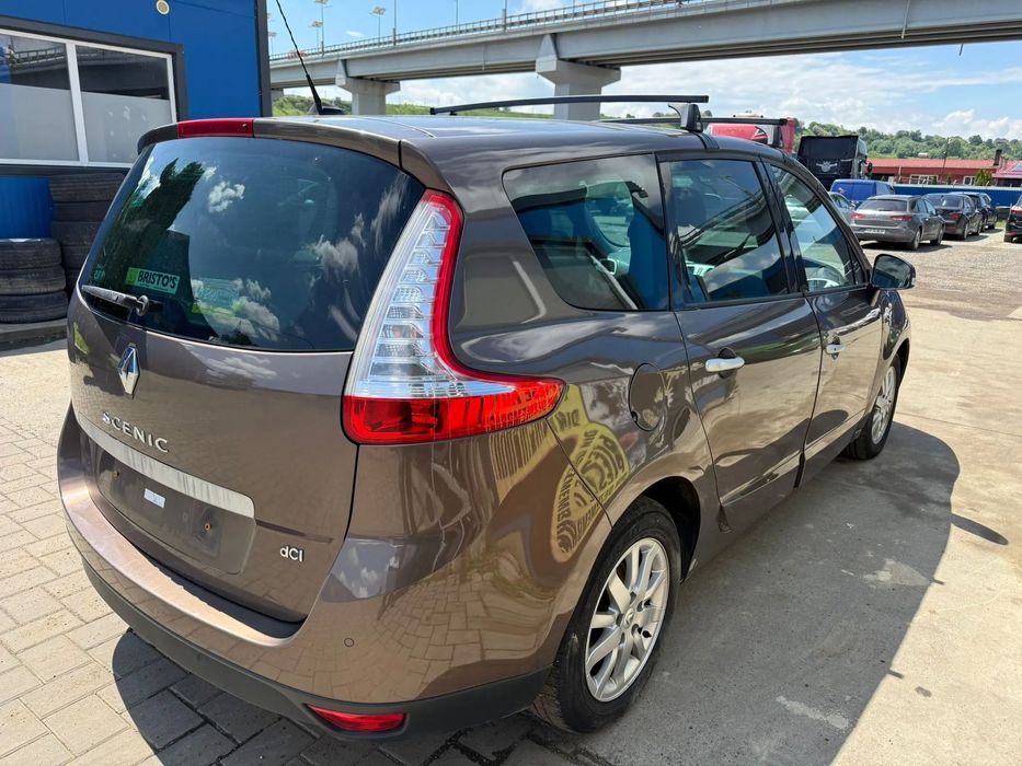 Bara / Capoata / Faruri / Aripi / Usi / Haion / Stopuri Renault Grand Scenic 3 2009-2014