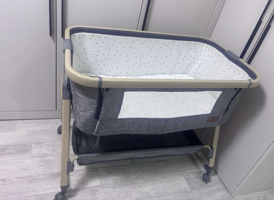 Детская кроватька