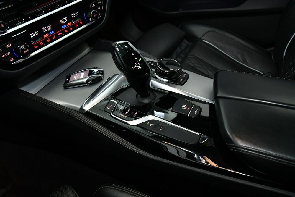BMW Seria 5 2019 — imagine 3
