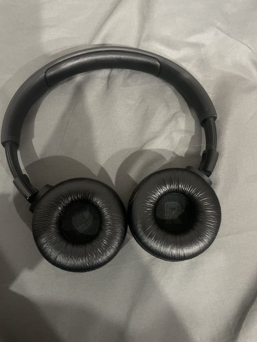 Продам JBL оригинал