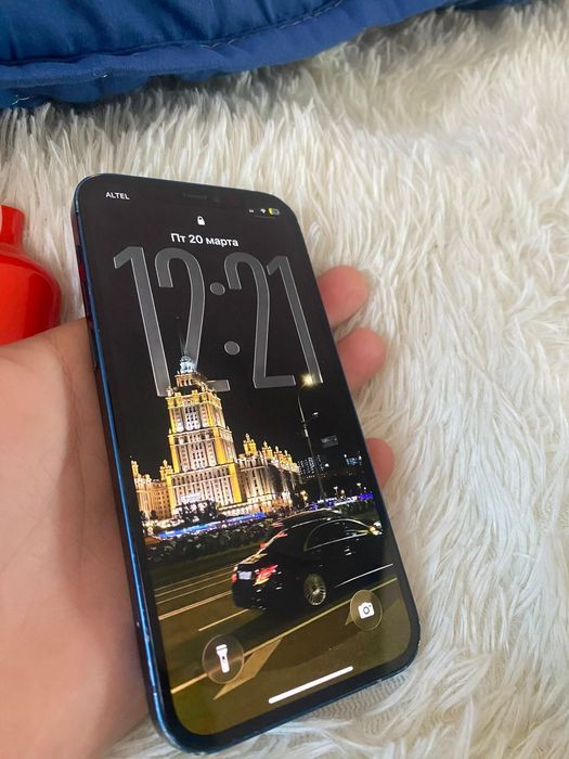 Продам айфон 12 iPhone 12