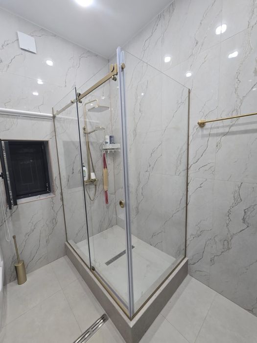 Душевое ограждение из стекла